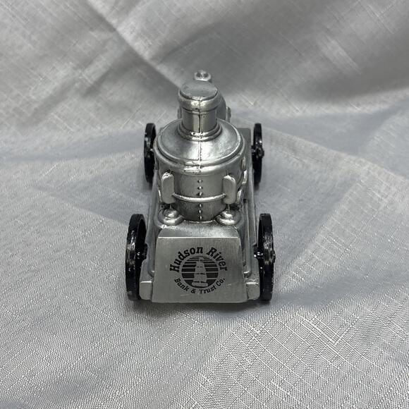 Banthrico Vintage Steam Engine Coin Bank - Picture 2 of 5